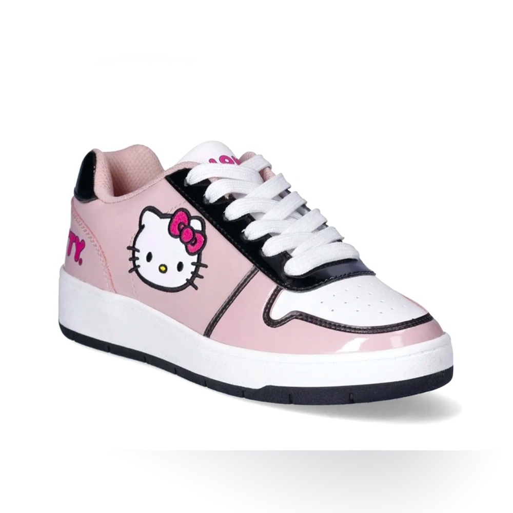 NWT Hello Kitty Shoes Pink Women’s Size 9 Tennis Walking Sanrio Cats Chunky